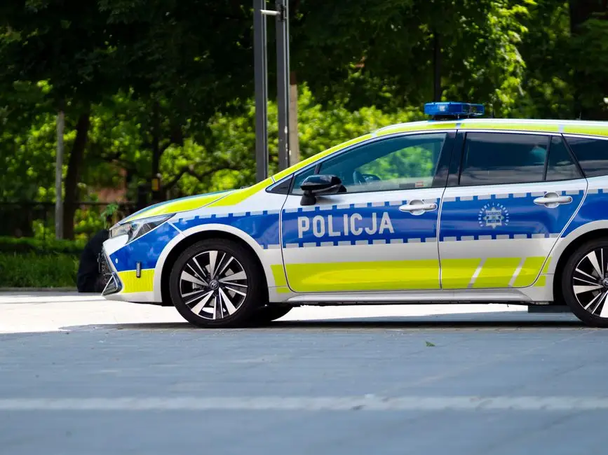 Wakacje na drogach: mniej wypadków, ale policja apeluje o ostrożność