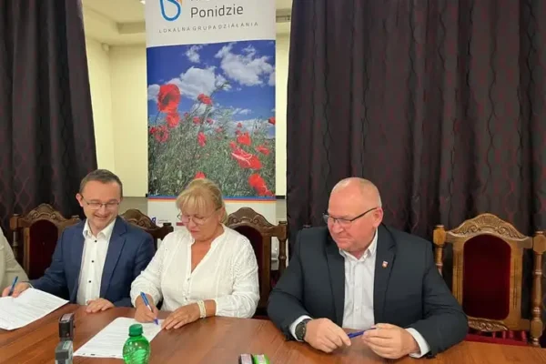 Radzanów z nową strefą wypoczynku nad wodą. Umowa podpisana