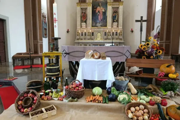 Dożynki Parafialne w Zagości – dziękczynienie i tradycja