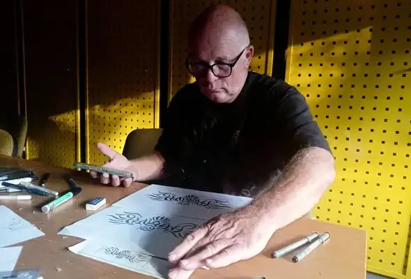 Christophe Szpajdel, „Lord of the Logos”, tworzył w Centrum Kultury w Solcu-Zdroju