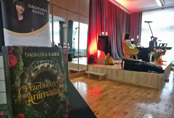 Noc Bibliotek 2026 w Solcu-Zdroju: spotkanie z Dagmarą Kaszą i recital Marcina Janaszka