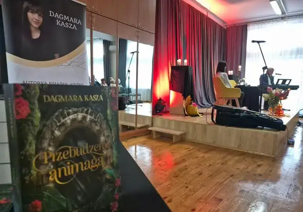 Noc Bibliotek 2026 w Solcu-Zdroju: spotkanie z Dagmarą Kaszą i recital Marcina Janaszka